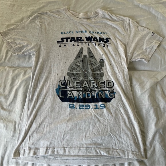 Disney Other - Disney Galaxy’s Edge opening day tee pass holder exclusive S